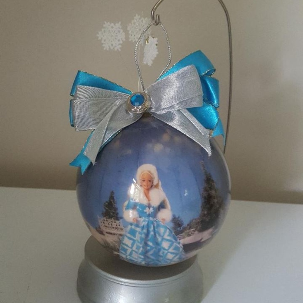 Barbie Christmas Ball with Stand